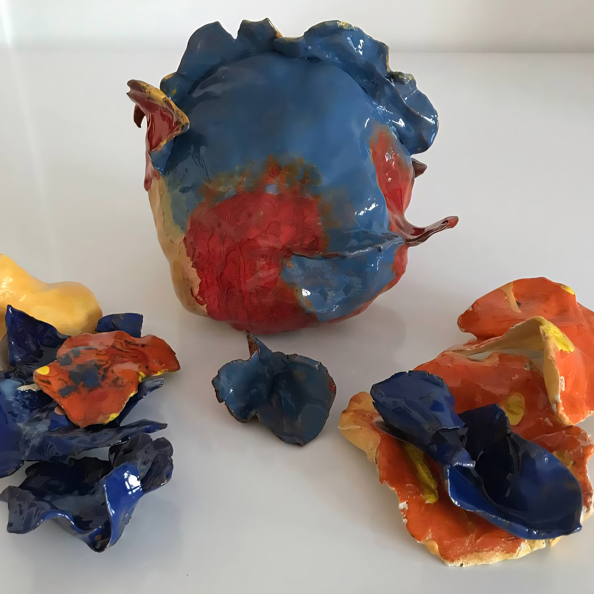 Ceramic sculpture by Chiara Passa