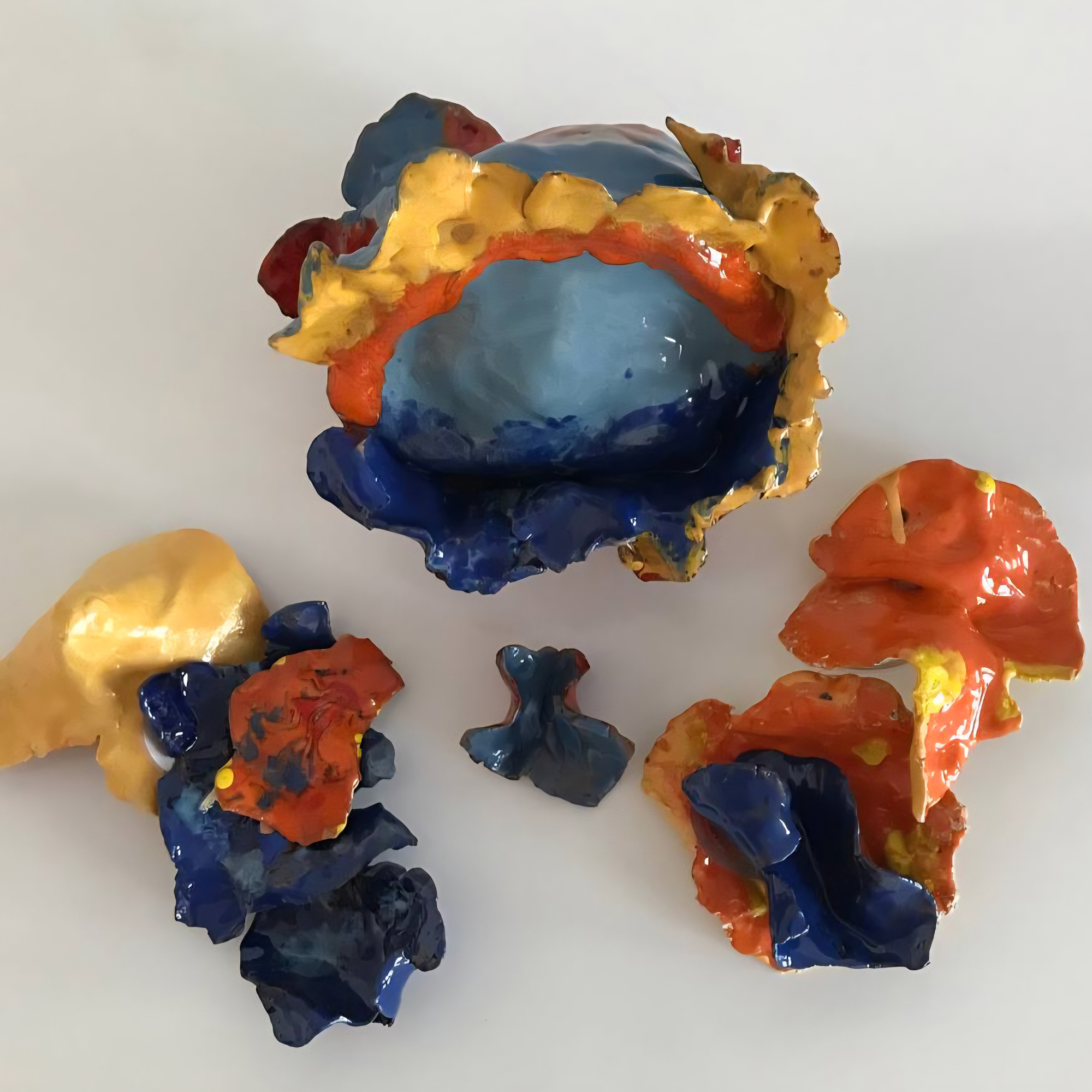 Ceramic sculpture by Chiara Passa