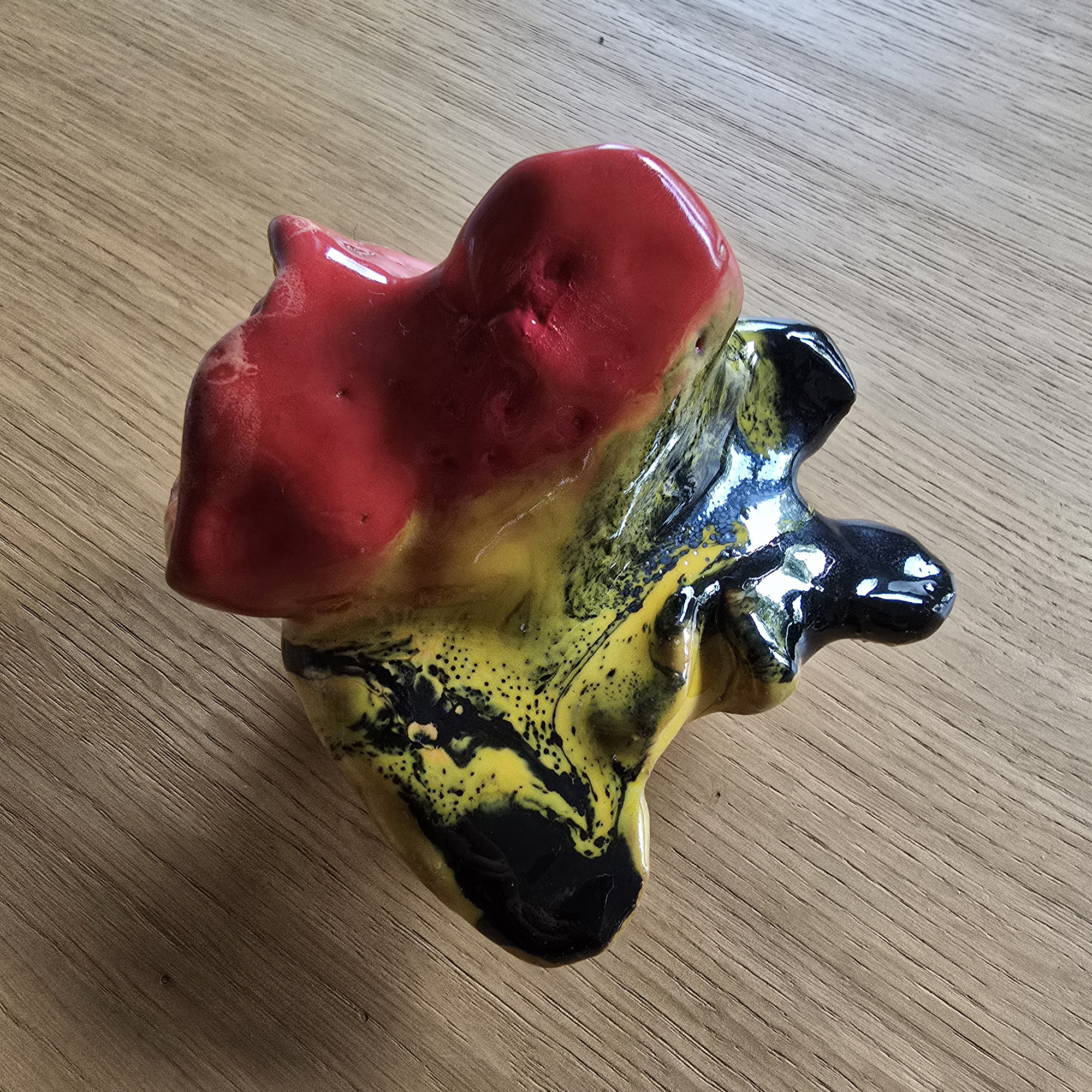 Ceramic sculpture by Chiara Passa