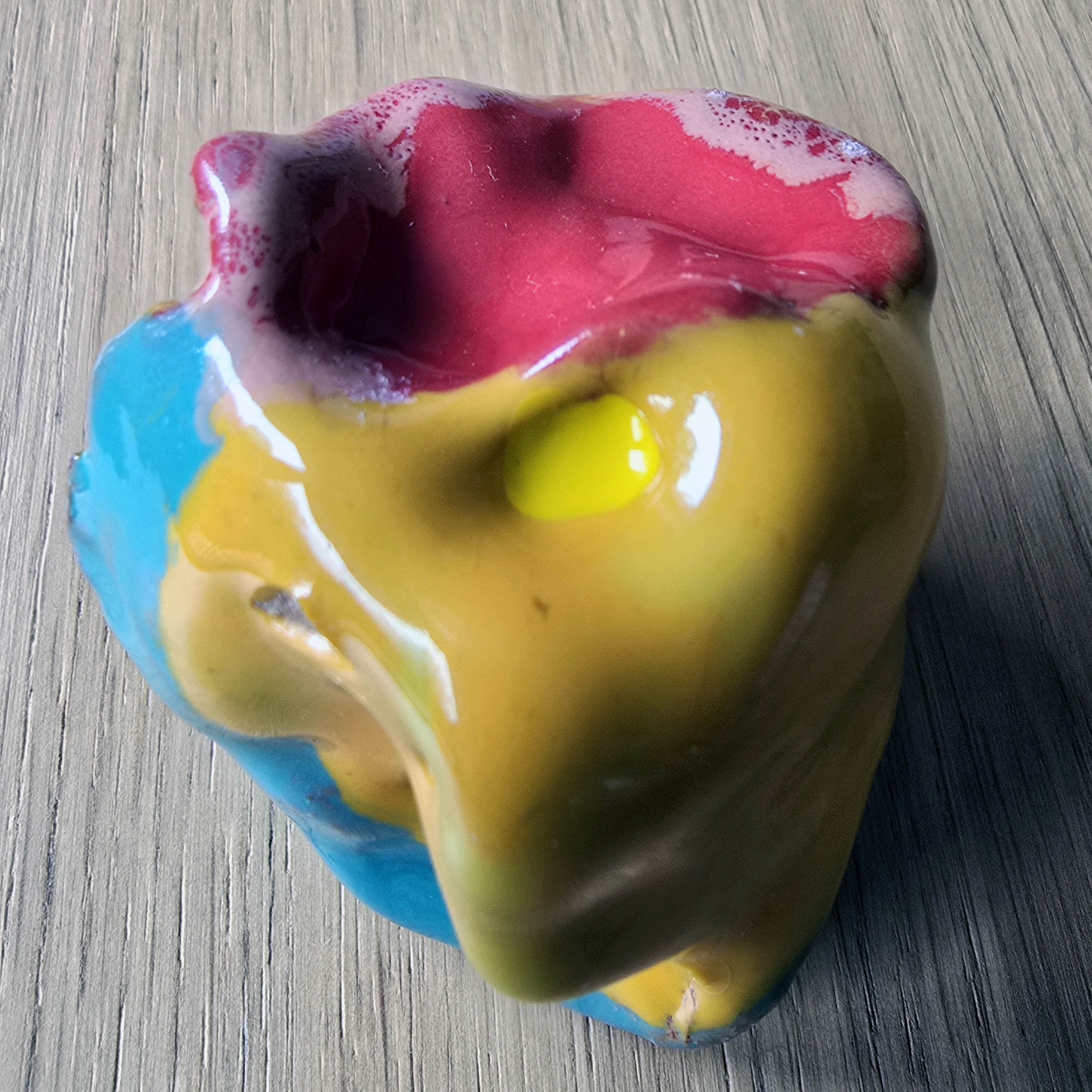 Ceramic sculpture by Chiara Passa