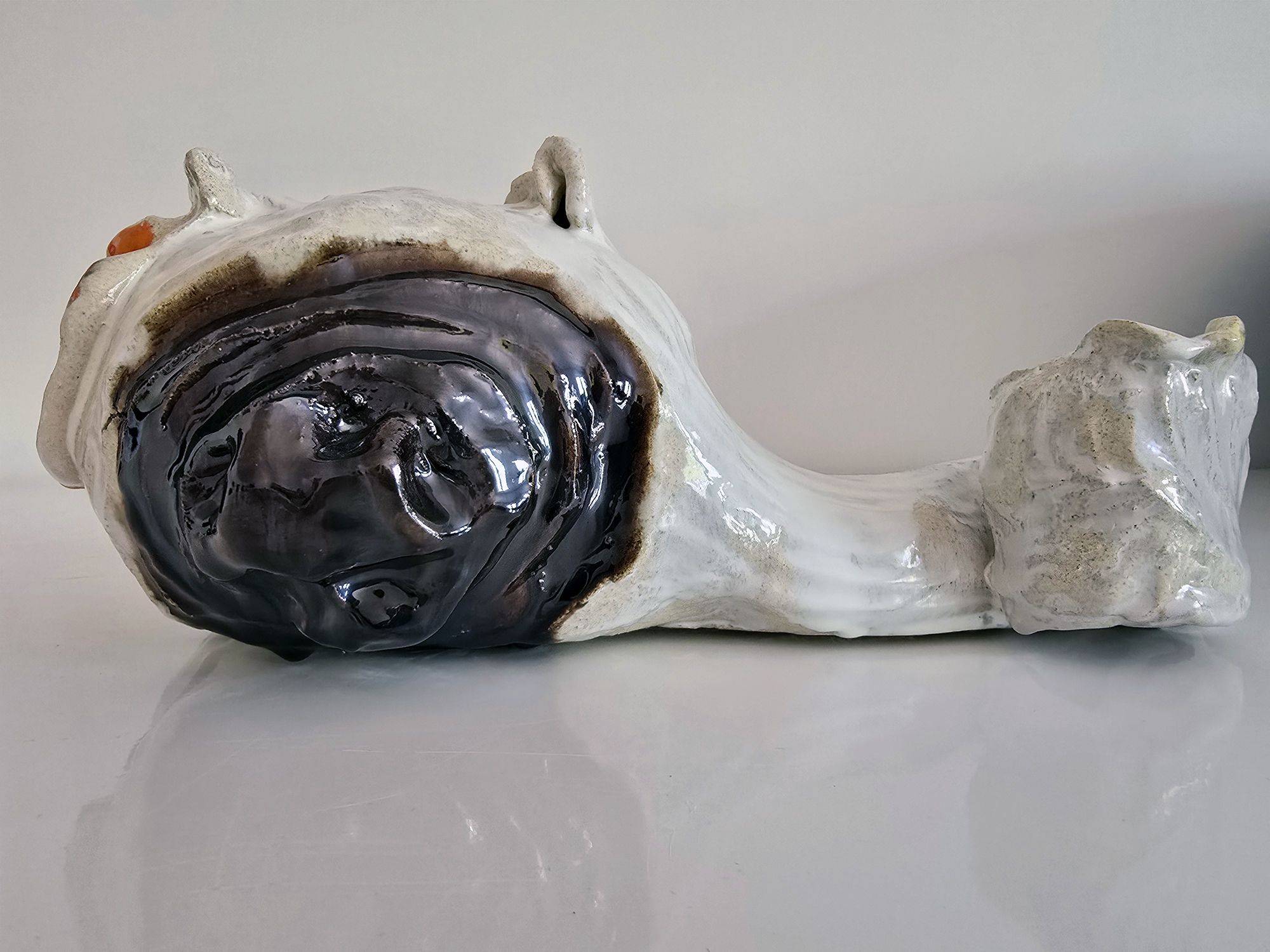 Ceramic sculpture by Chiara Passa